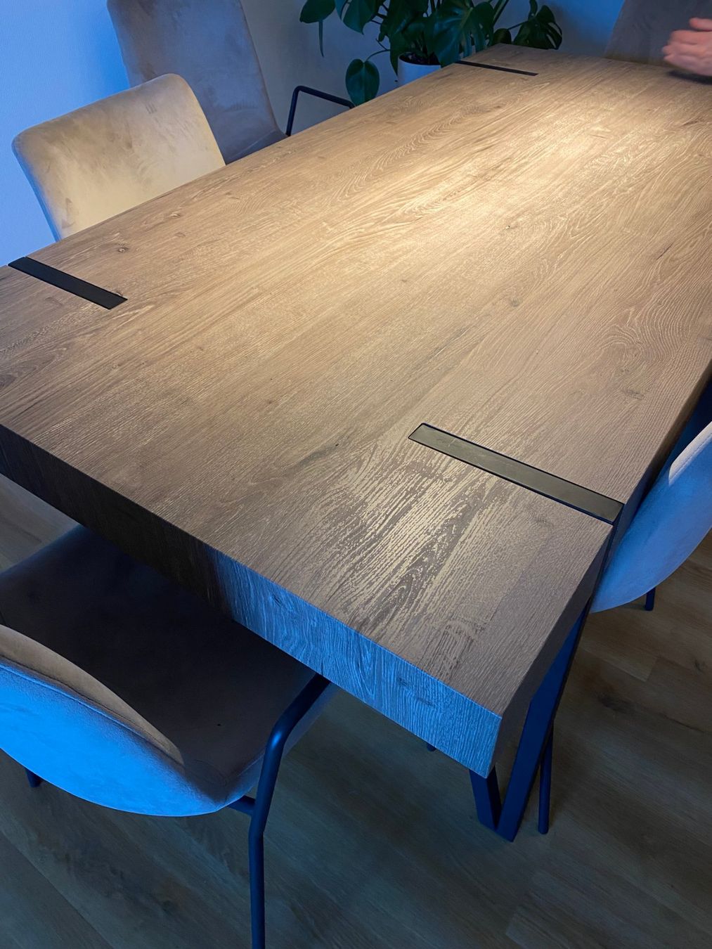 Tables: Moderner Esstisch – D'occasion à Fällanden par lsc_9z5k 2