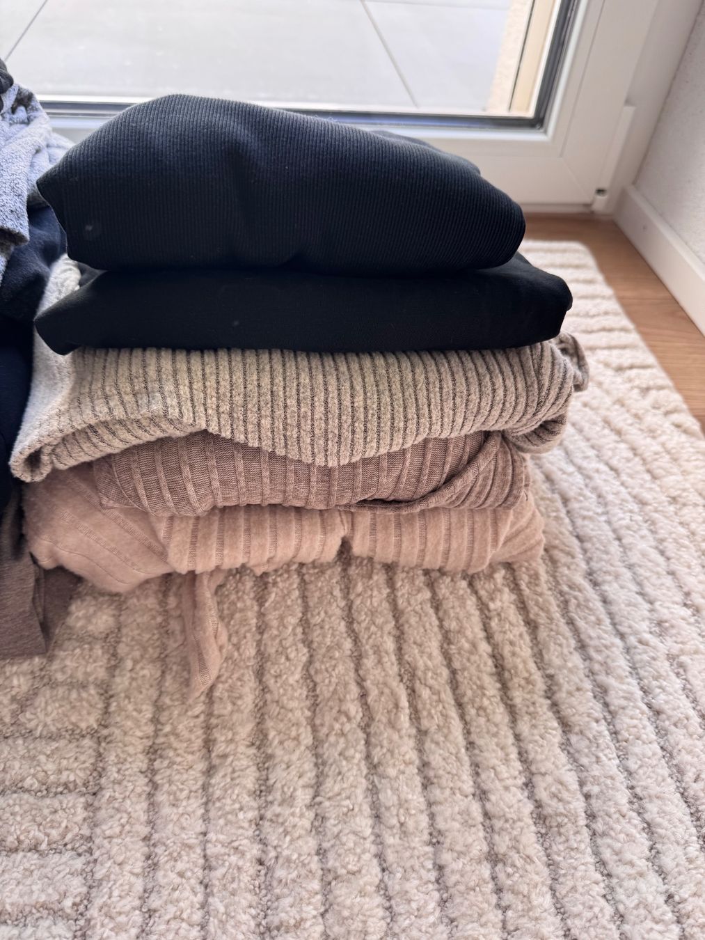 Lotti di vestiti: Xxl Umstandspaket S/M – Usato da Walenstadt venduto da simst 1