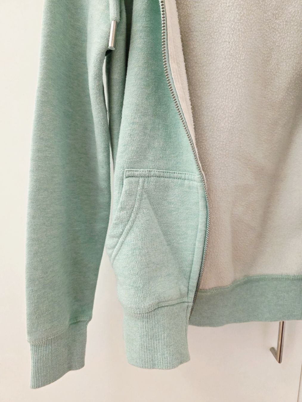 Maglioni & Felpe: Damen kinder Hoodie Gr.36 hell grün – Usato da wetzikon venduto da Bestedienste 1