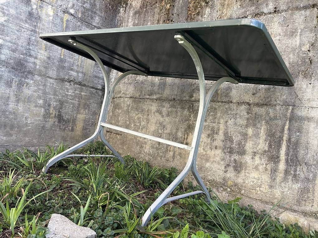 Tische: Gartentisch aus Stahl – Gebraucht aus Oberengstringen von exmex 2