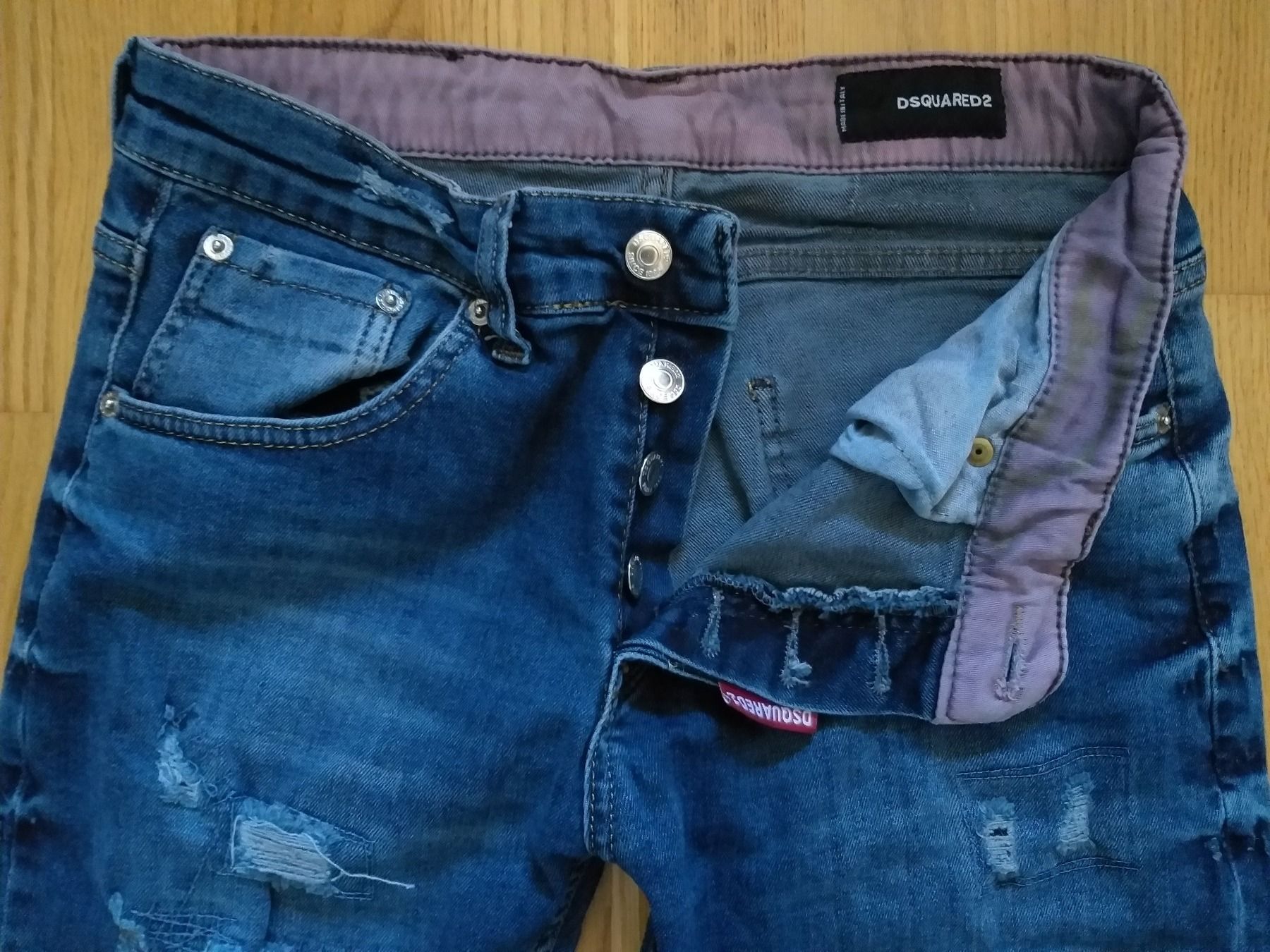Dsquared2 Jeans: DSQUARED2 Jeans taille / Grosse 34 – Usato da Cossonay-ville venduto da Super-Price-Quality 4