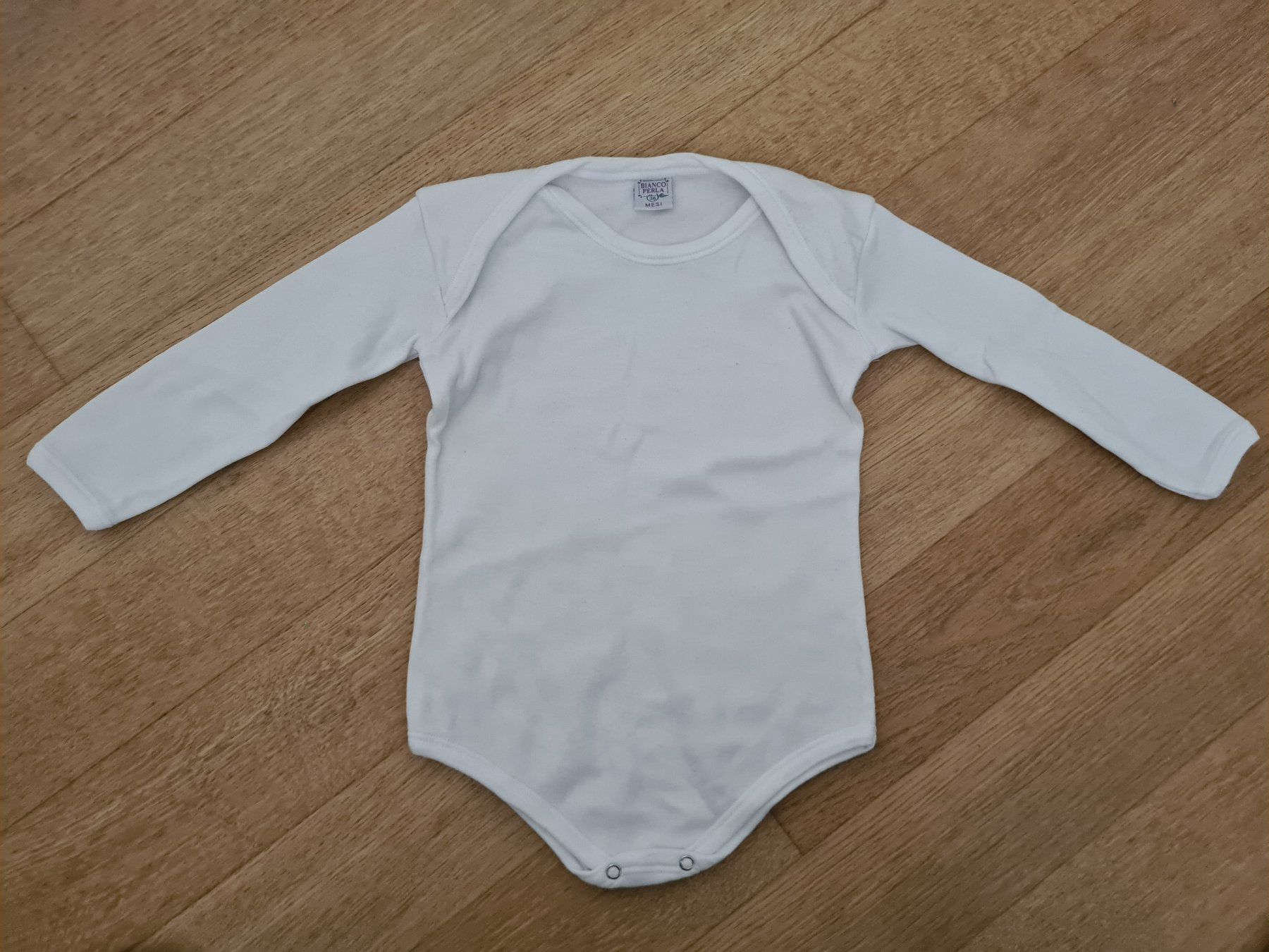 Biancheria intima: Body Hiver 36 Mois - NEW – Nuovo (secondo la descrizione) da Carouge GE venduto da Franllo