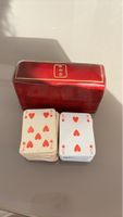 Elegante Spielkarten in rotem Lederetui - Vintage Look