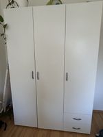Kleiderschrank