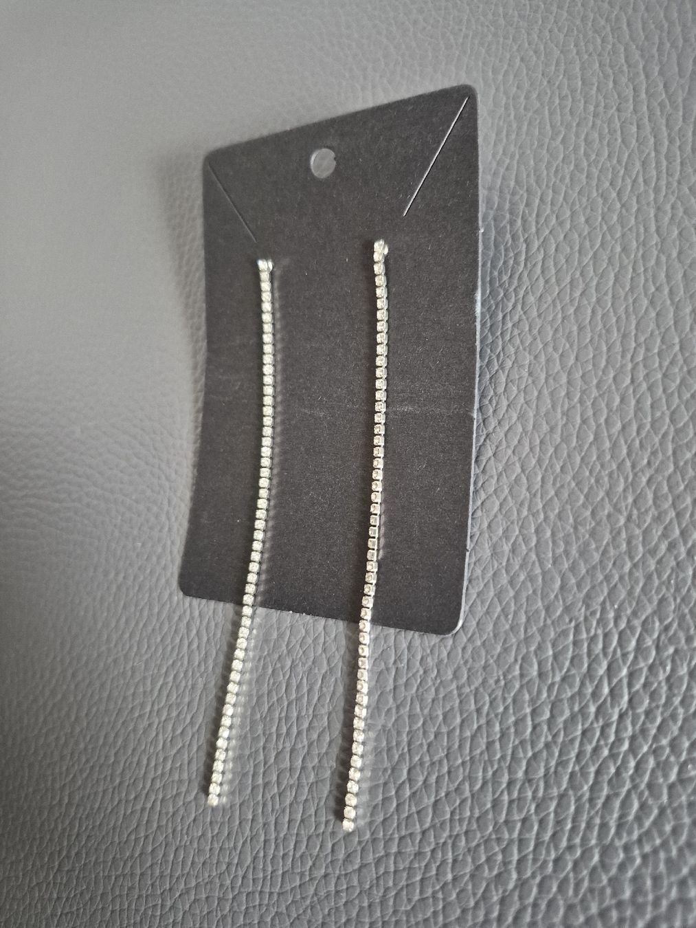 Boucles d'oreille: Ohrringe mit Strass lang Silberfarben – D'occasion à Bern par Rou_rsz5 4