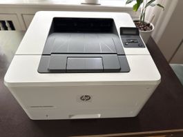 Laserjet Pro M402dne