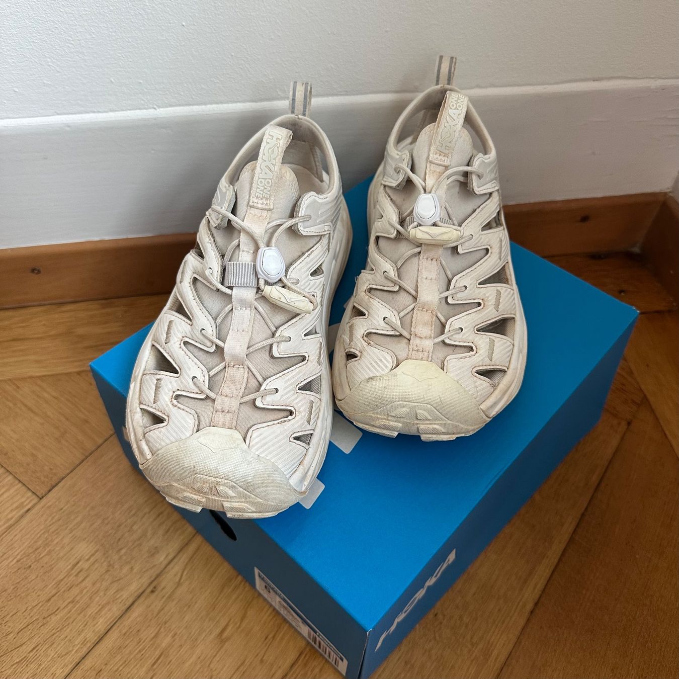 Hoka One One Scarpe da uomo: Hoka one one hopara in white – Usato da Bern venduto da nina.nmp