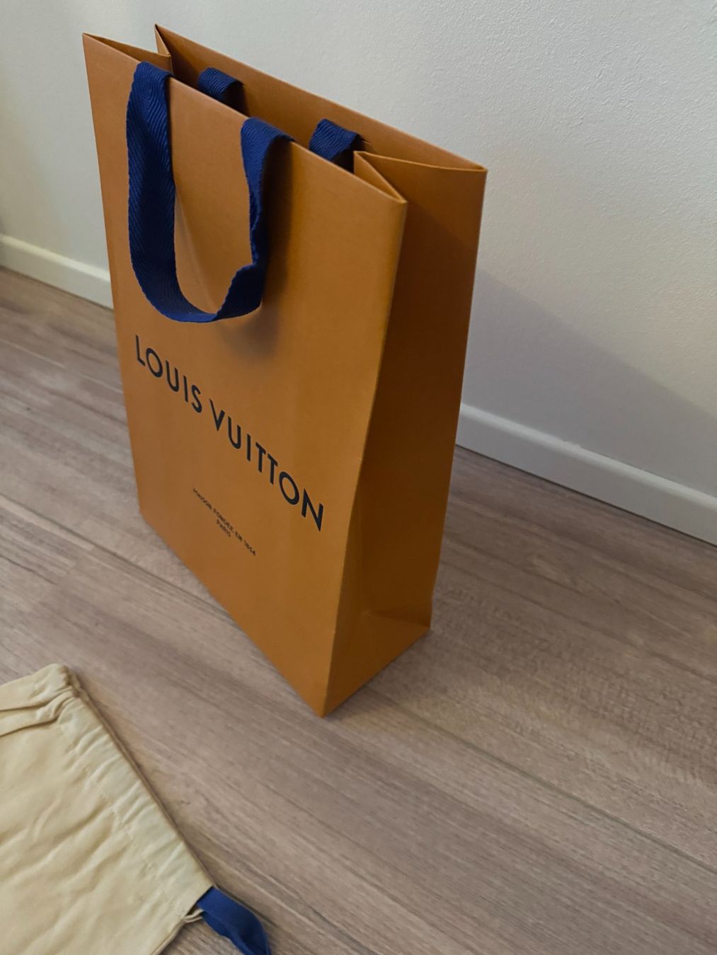 Borse: LOUIS VUITTON Set Tüte und Beutel – Usato da Bonstetten venduto da VCLS 3