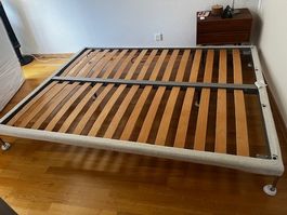 Zanotta Doppeltbett mit Lattenrost_gebraucht