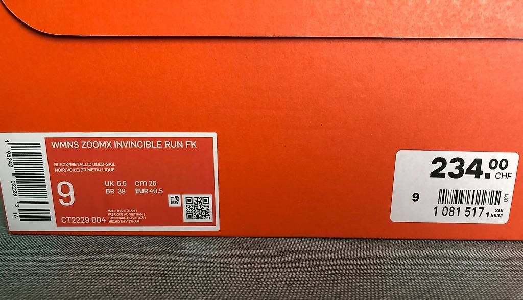 Nike Scarpe da donna: Chaussures running Nike 40.5 – Nuovo (secondo la descrizione) da Le Crêt-p-Semsales venduto da staglione69 1