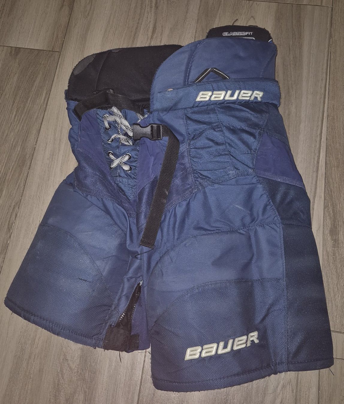 Pantaloni: Hockey Hosen Junior XL – Usato da Kloten venduto da techni