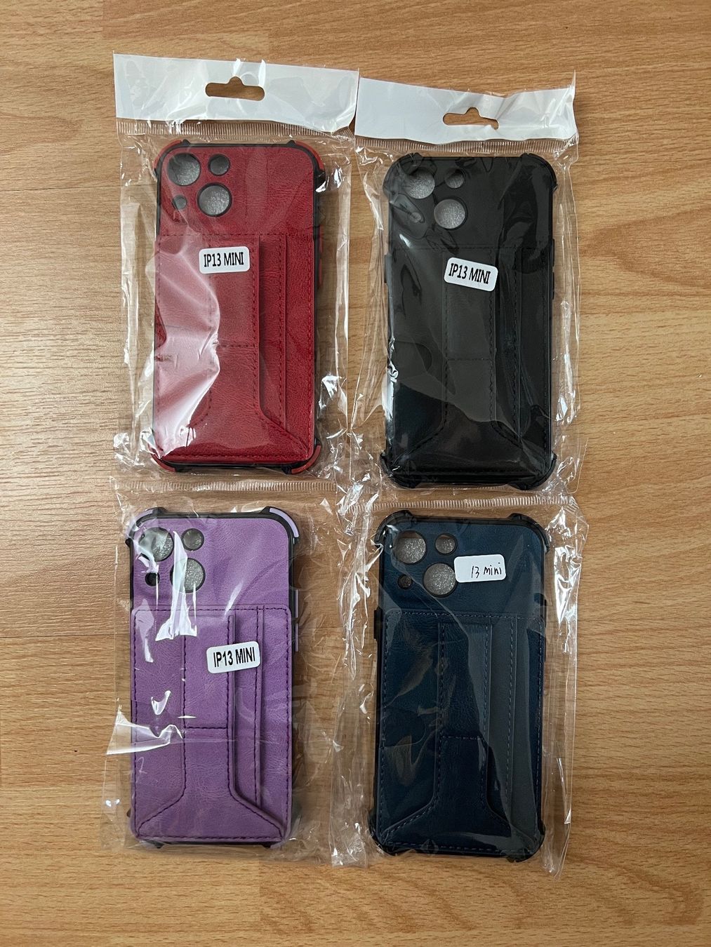 Cover & Protezioni schermo: Etuis pour iPhone 13 Mini – Nuovo e nell'imballaggio originale da marly venduto da karolline01 1