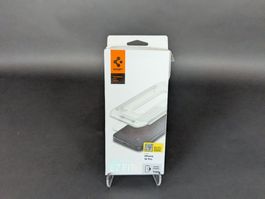 SPIGEN Glastr EZ Fit HD iphone 16 pro