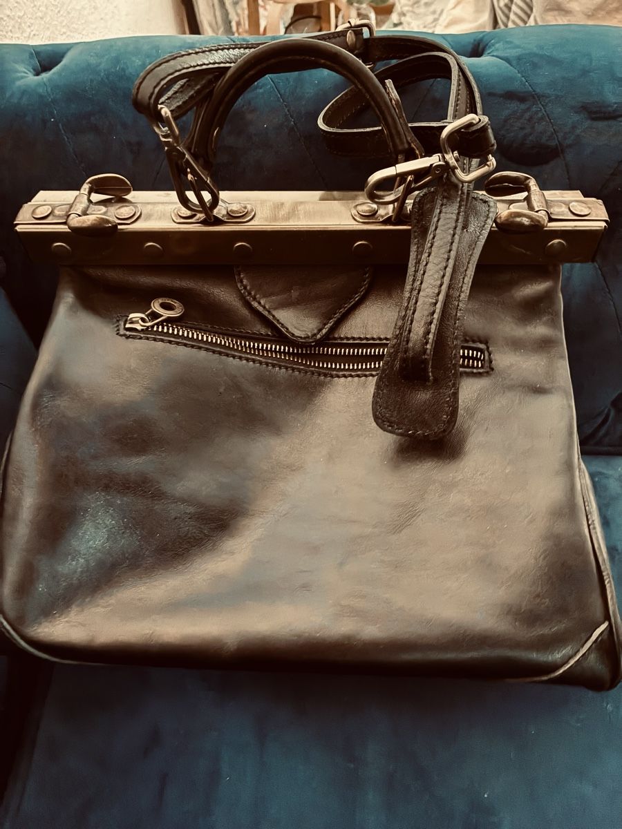 Borse da donna: Vintage Tasche Leder – Usato da Lausanne venduto da Sarawg 1