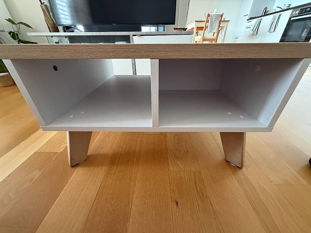 Tavoli: Table basse 60 x 60 cm  Très bon état – Usato da Bussigny venduto da pov_vb6r 3