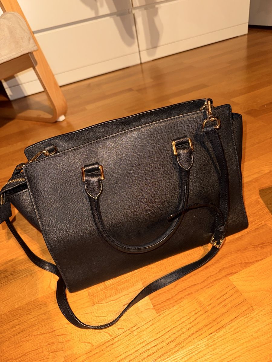 Michael Kors Borse da donna: Handtasche Michael Kors schwarz gebraucht – Usato da Bonaduz venduto da Carda22 1
