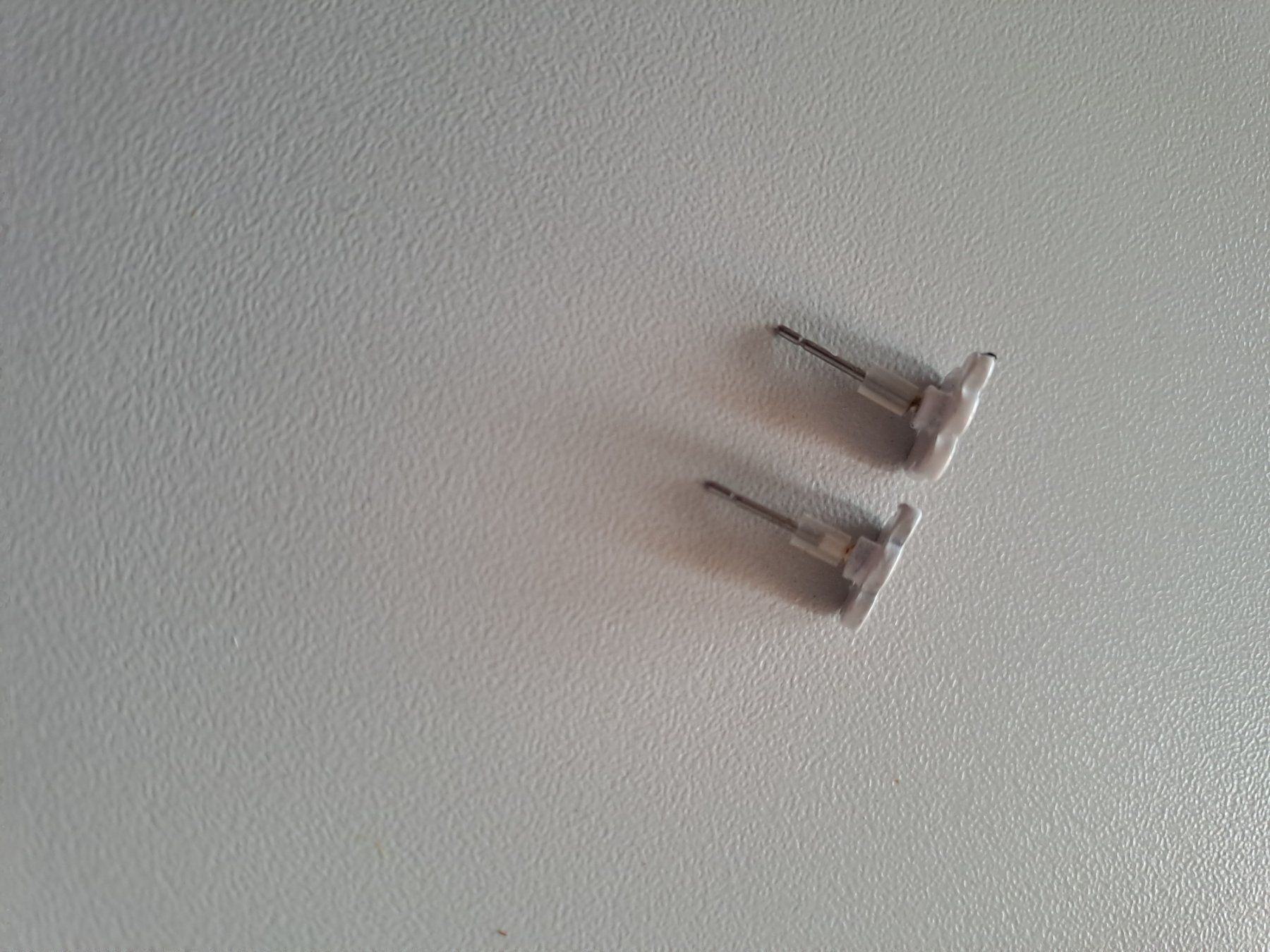 Boucles d'oreille: Ohrstecker Pfoten – D'occasion à Richterswil par summa11