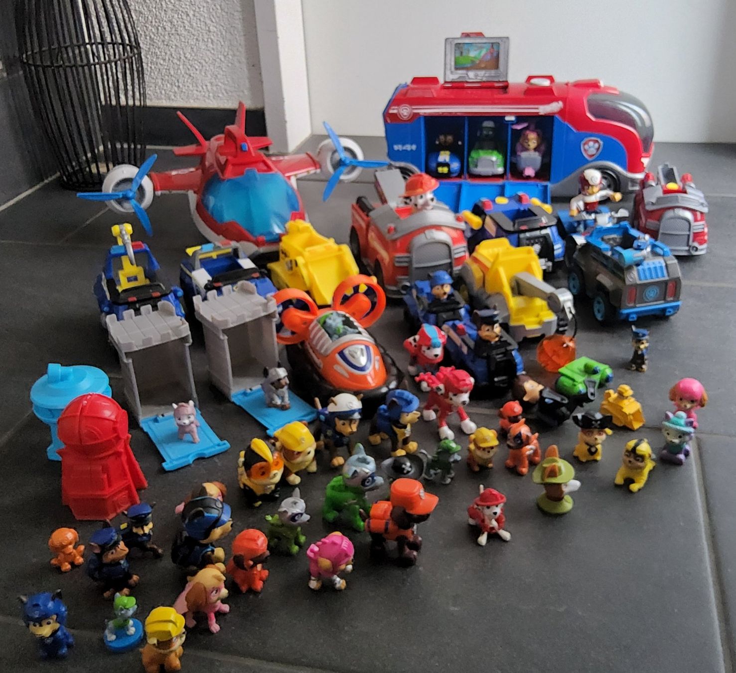 Spielzeuge: Riesiges Paw Patrol Set – Gebraucht aus Diegten von ayla2009