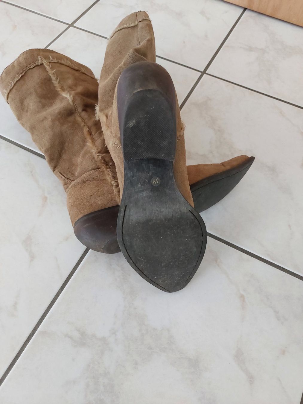 Damenschuhe: Stiefel Gr. 39 – Gebraucht aus Schmitten von JasiStern 2