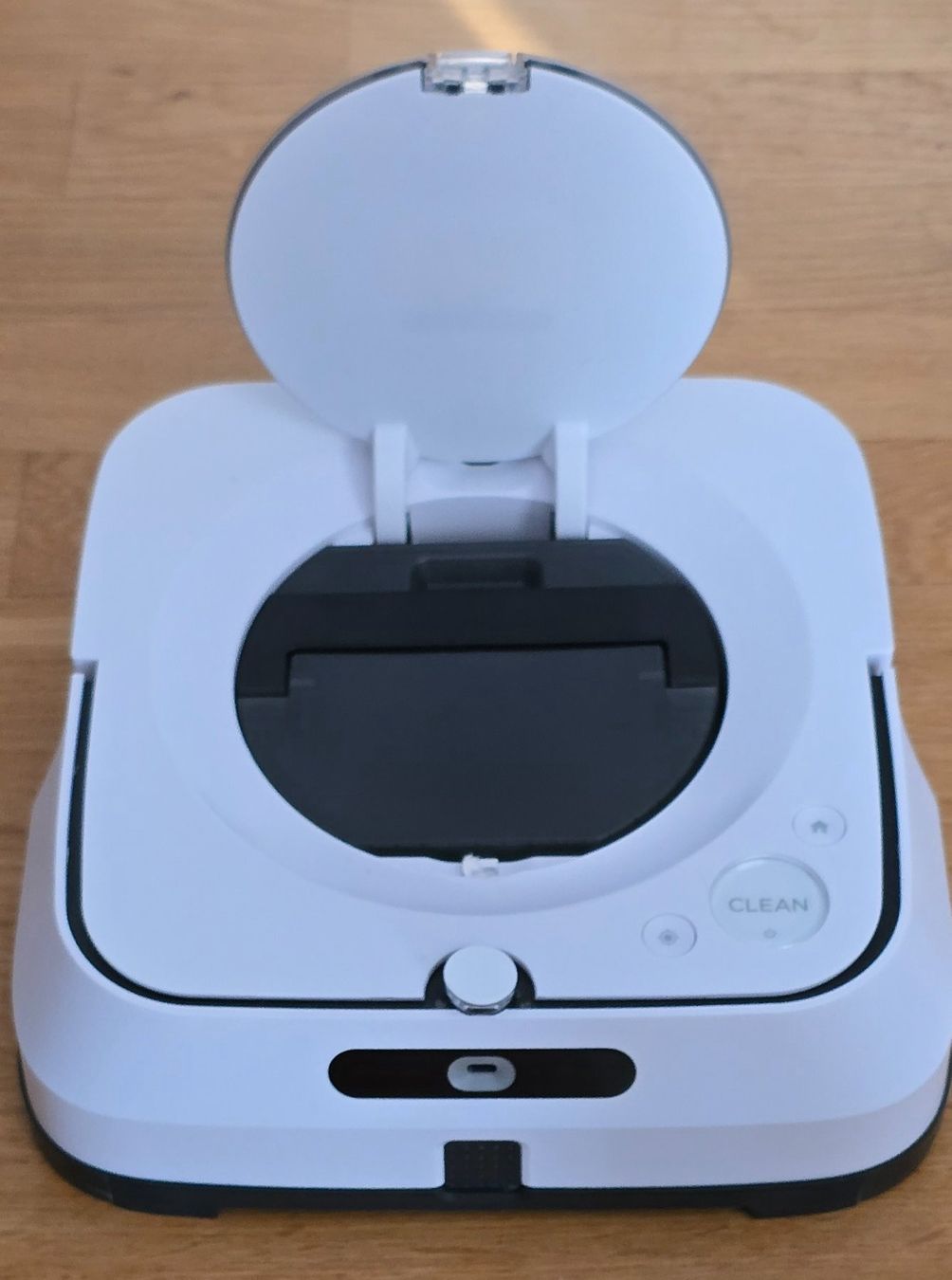 Irobot Aspirateurs & Accessoires: Braava jet m6 TBE – D'occasion à Plan-les-Ouates par Hornet_18 5