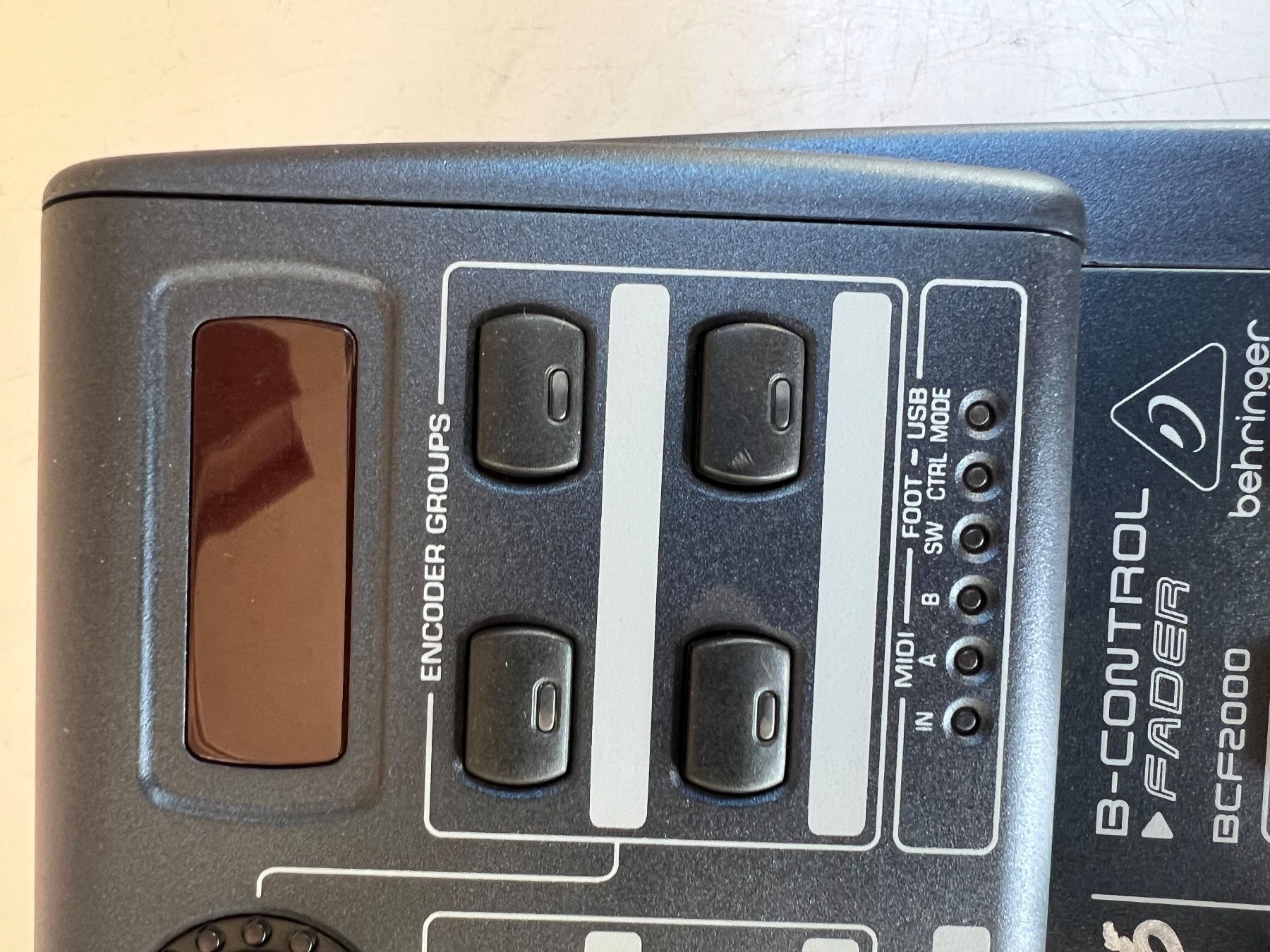 Console di mixaggio: Behringer BCF2000 MIDI Controller - Top Zustand! 🔥 – Usato da Gebenstorf venduto da Secondtronik 3