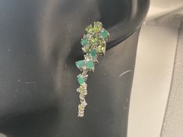 Sehr attraktive Ohrstecker mit Smaragd und Peridot