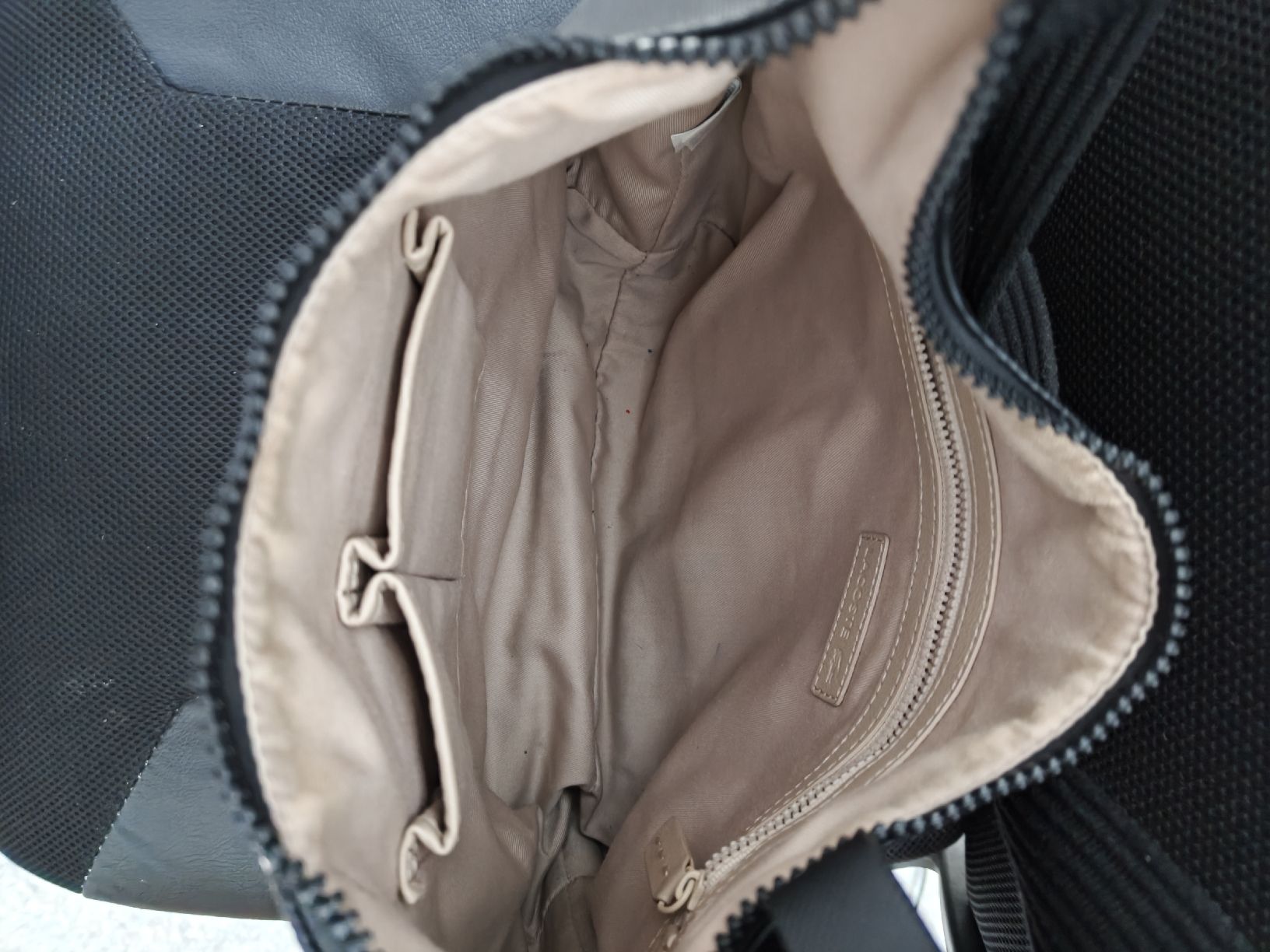 Lacoste Sacs femmes: Lacoste – D'occasion à Winterthur par Rosko 2