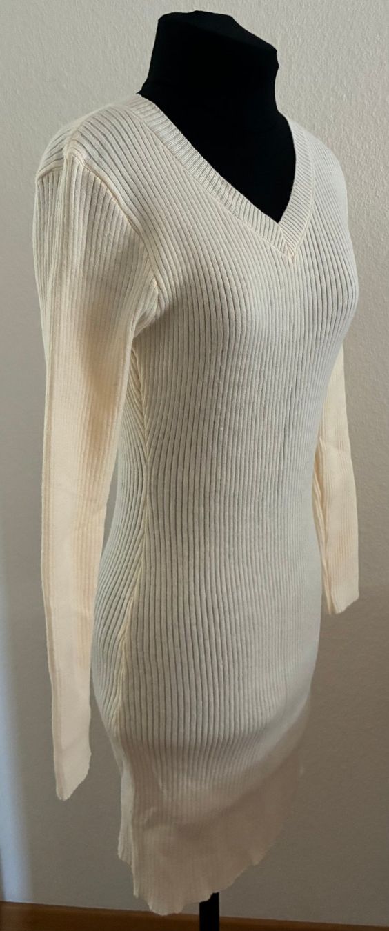 Kleider: Strickkleid offwhite XS neu – Gebraucht aus Stäfa von wedapina 1