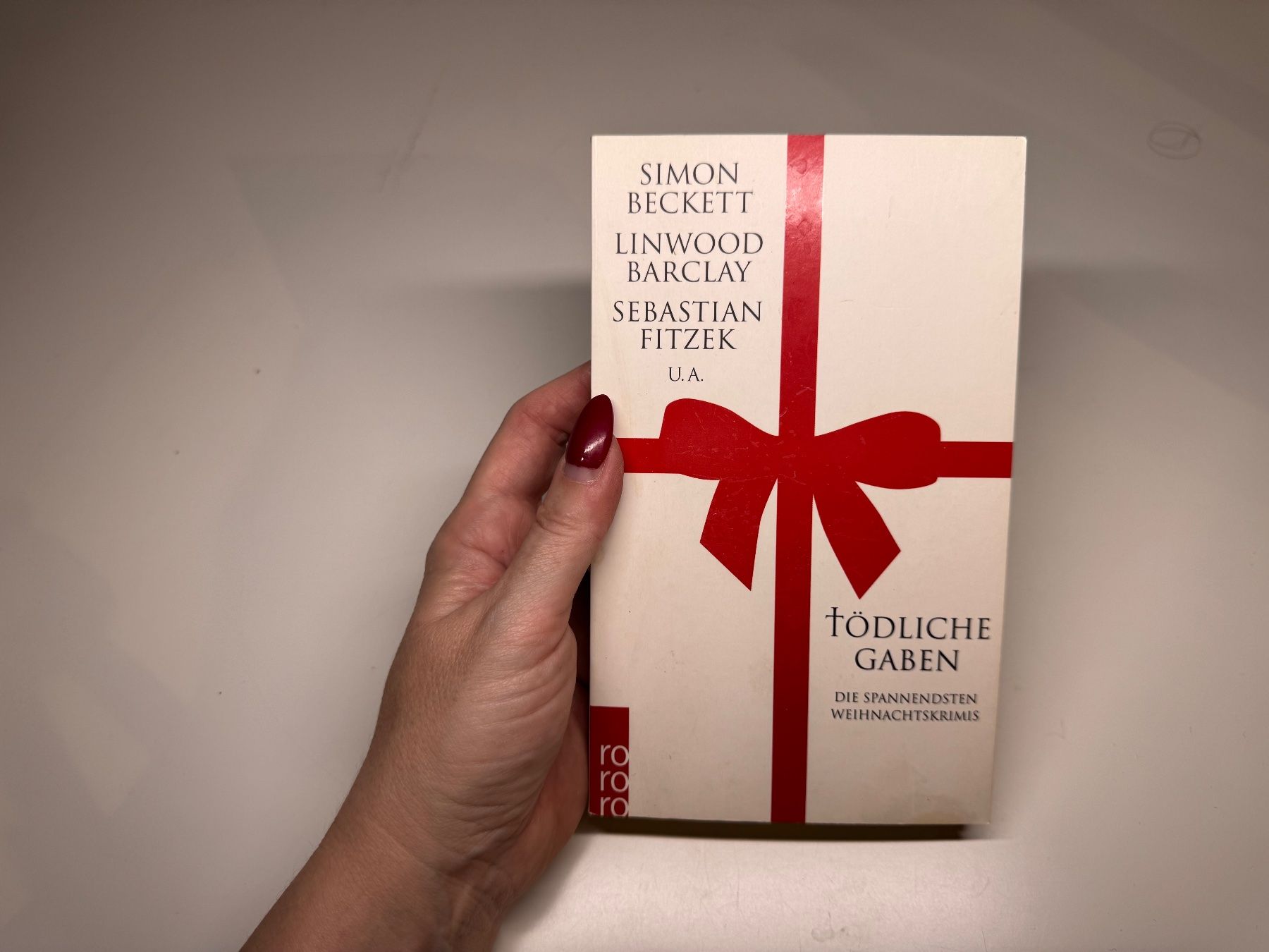 Libri: ROMAN: Tödliche Gaben – Usato da Grosswangen venduto da Deutsche_Romane