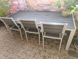 Tisch und stühle