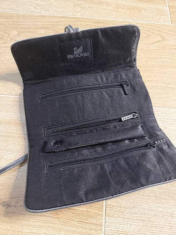 Portagioie: Swarovski sehr elegantes Schmuck-Etui – Usato da Leissigen venduto da SKcool 1