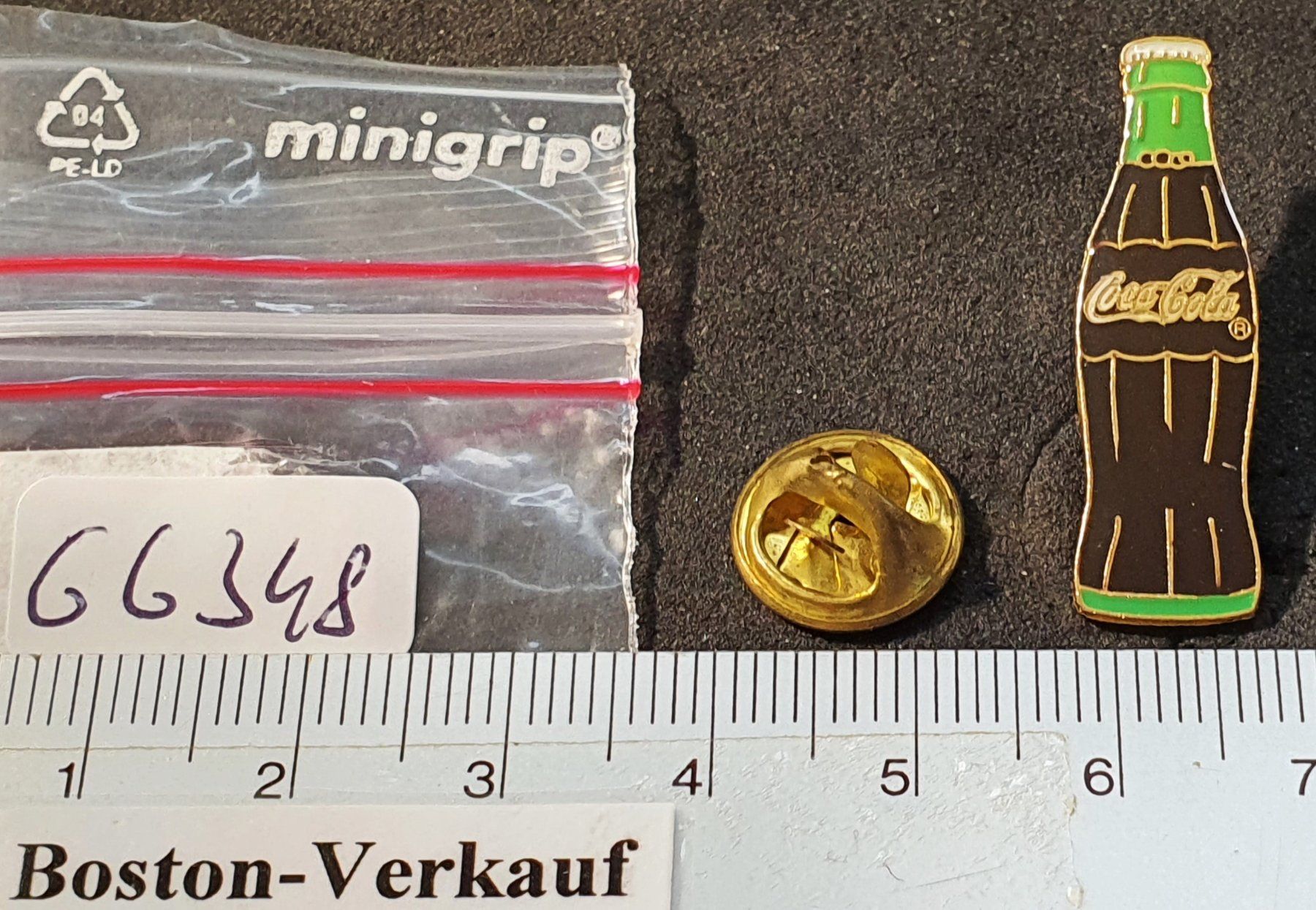 Coca-Cola Plaquettes & Badges: GG348 - Pin Coca Cola Flasche – D'occasion à Reinach BL par Boston-Verkauf 1