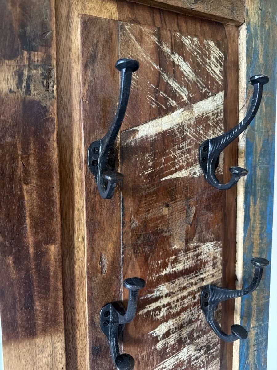 Guardaroba: Garderobe aus Altholz, Wandbefestigung. – Usato da Biberist venduto da Momo33 4