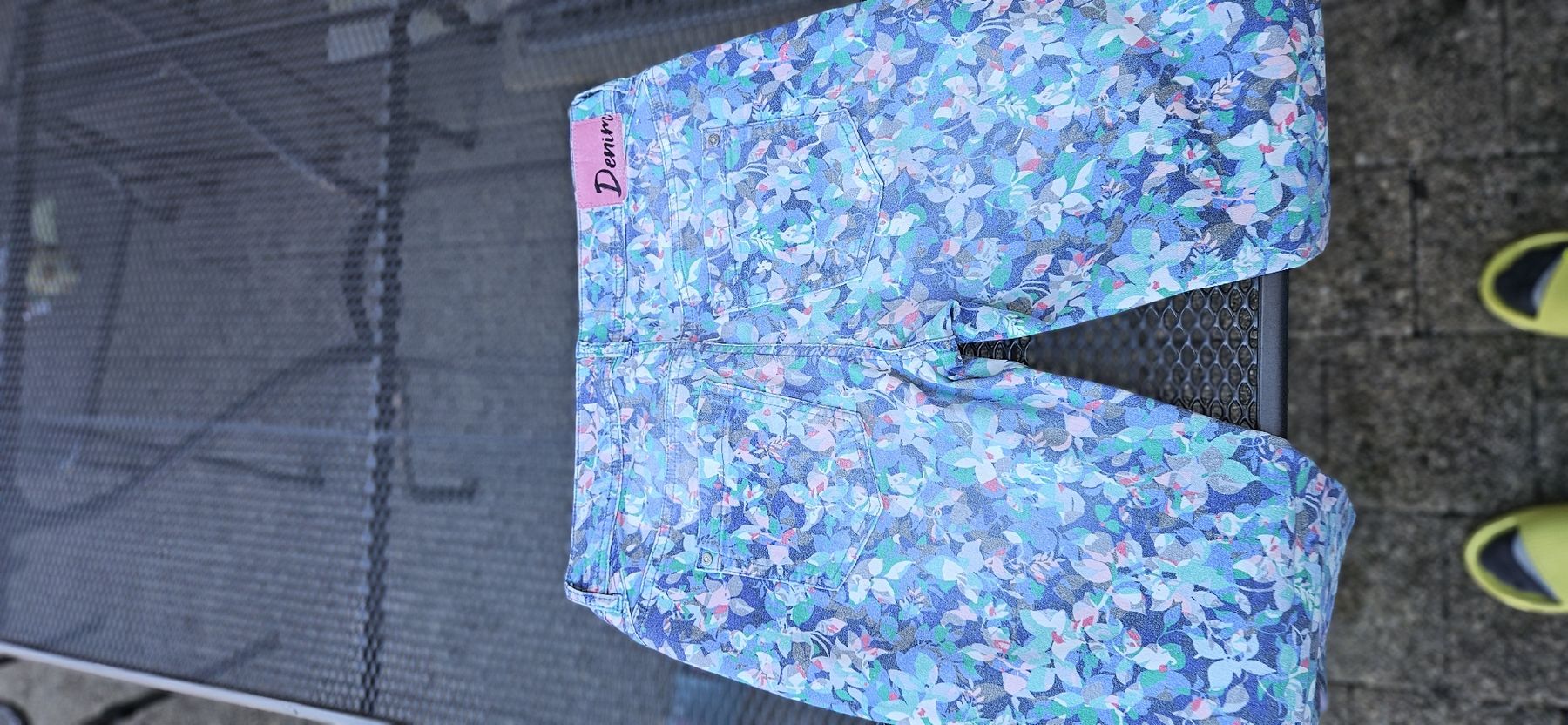 Pantaloni: Damenhose 30/30 – Usato da Kollbrunn venduto da Ignjat1211 4