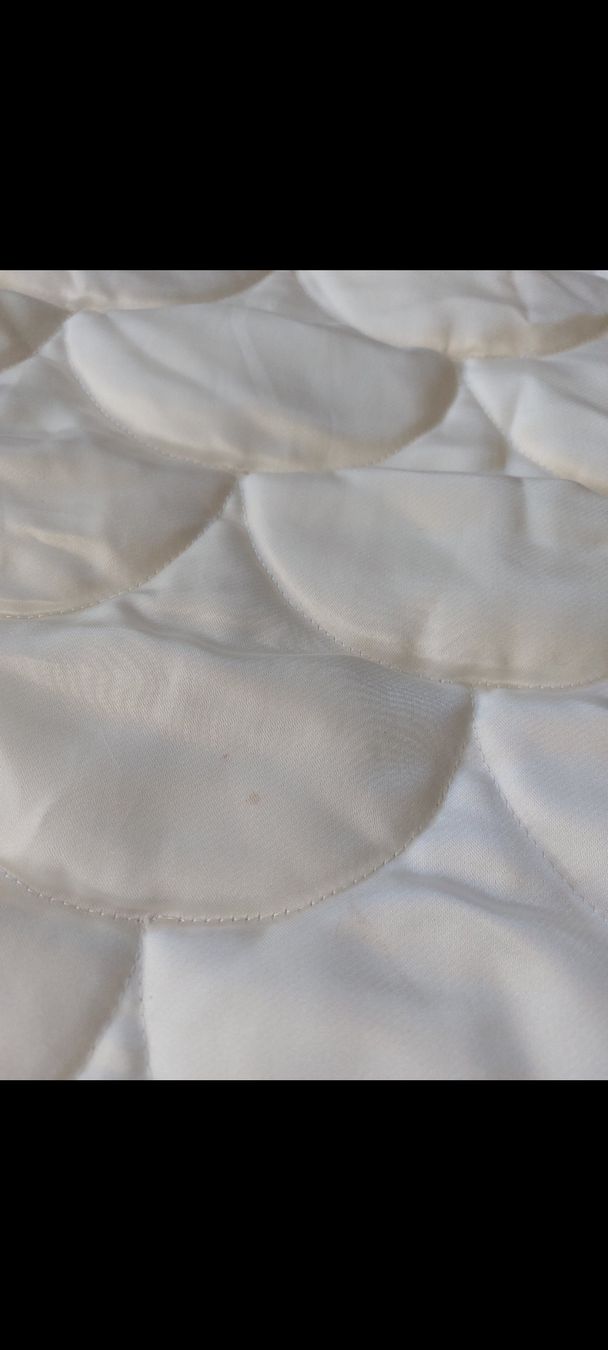Coperte: Sublime parure de lit satinée à écailles – Usato da Avully venduto da jul_n8zt 2