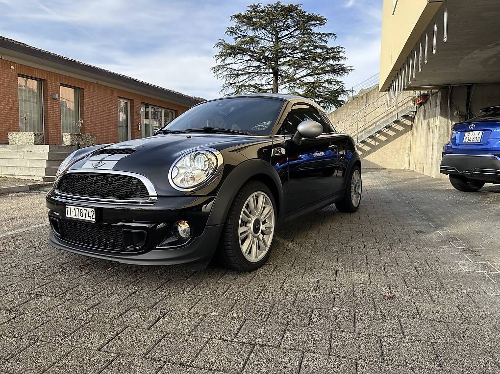 Autos: Mini Cooper S Coupe – D'occasion à Grancia par Diogo_98 2