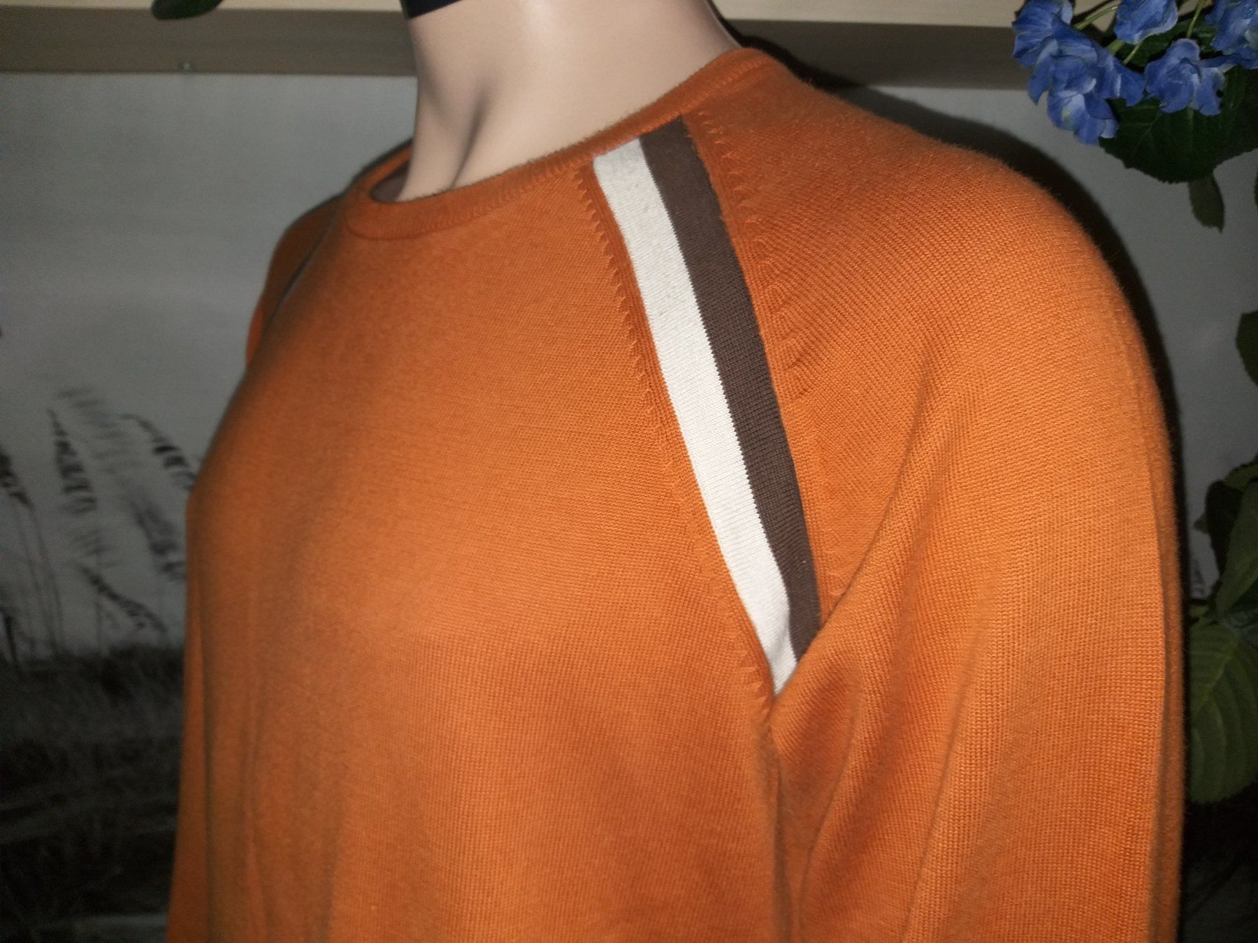 Guess Pullover & Sweatshirts: Pullover GUESS   Taille / Grosse L ( Pas d'étiquette) – Gebraucht aus Cossonay-ville von Super-Price-Quality 3