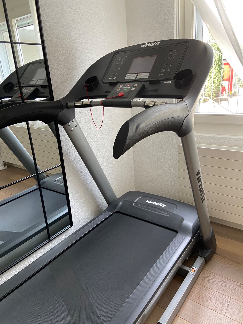 Hometrainer: Virtufit Elite TR-900i Laufband Treadmill – Usato da Arth venduto da AnitaJenny 4