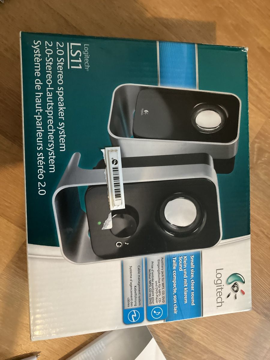 Casse acustiche: Logitech LS11 2.0 Stereo Lautsprechersystem Silber – Usato da Emmenbrücke venduto da JJ_89 1