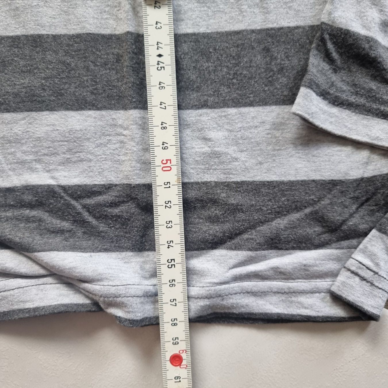 Migros Pyjamas & Ähnliches: Winter Pyjama, Grösse 146/152, Grau/Weiss gestreift – Gebraucht aus Arth von Africa44 3