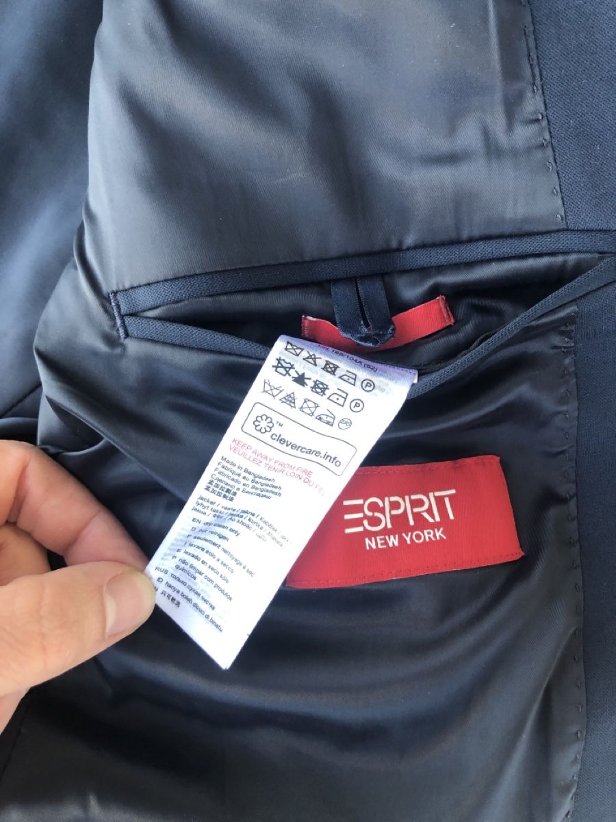 Esprit Costumes, combinaisons de sport et fonctionnelles: ozean-blauer Esprite-Anzug – Neuf (Voir description) à Merligen par iTzRafi 1