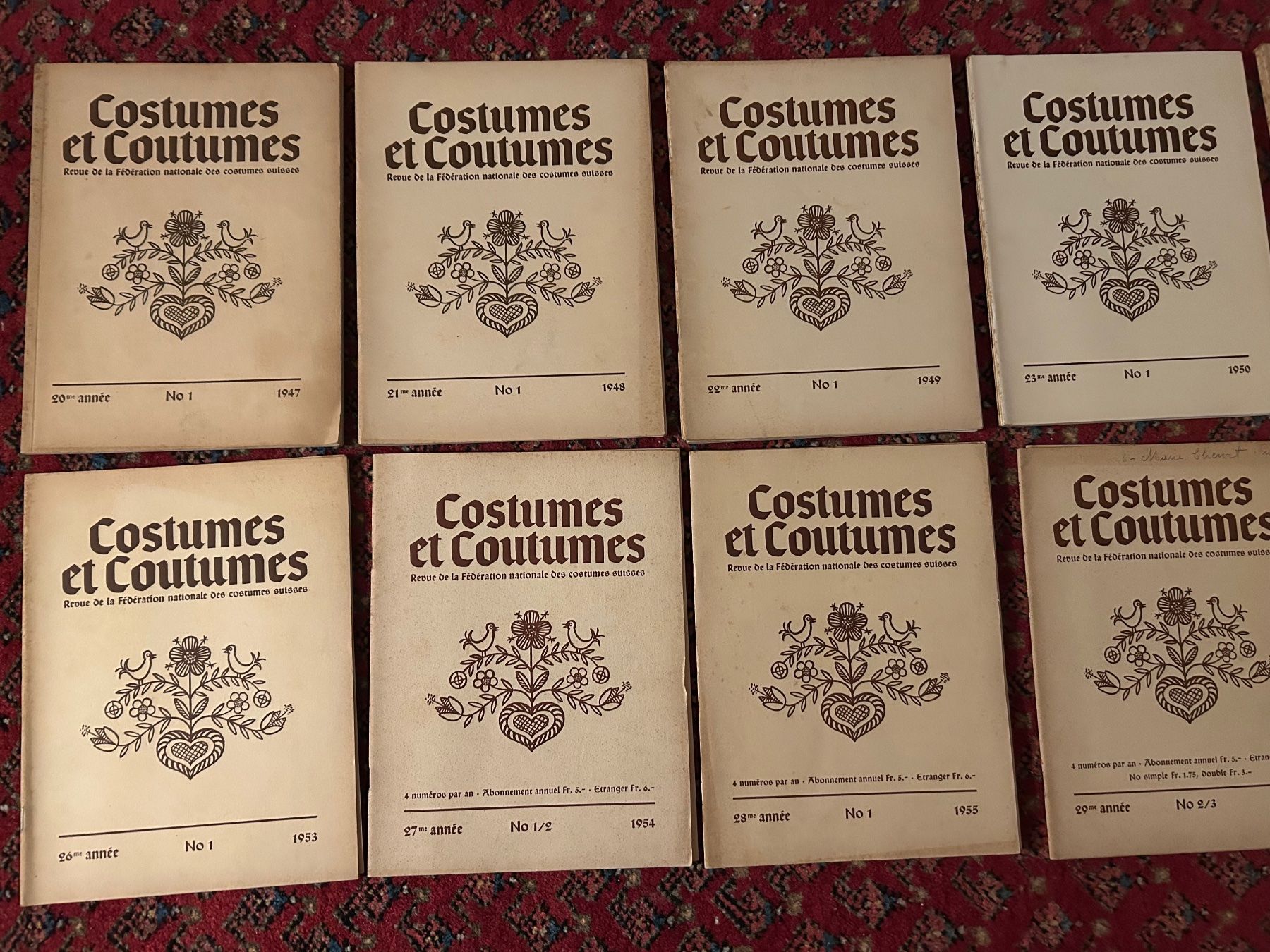 Libri: Revue "Costumes et Coutumes" – Usato da Magden venduto da Jack68