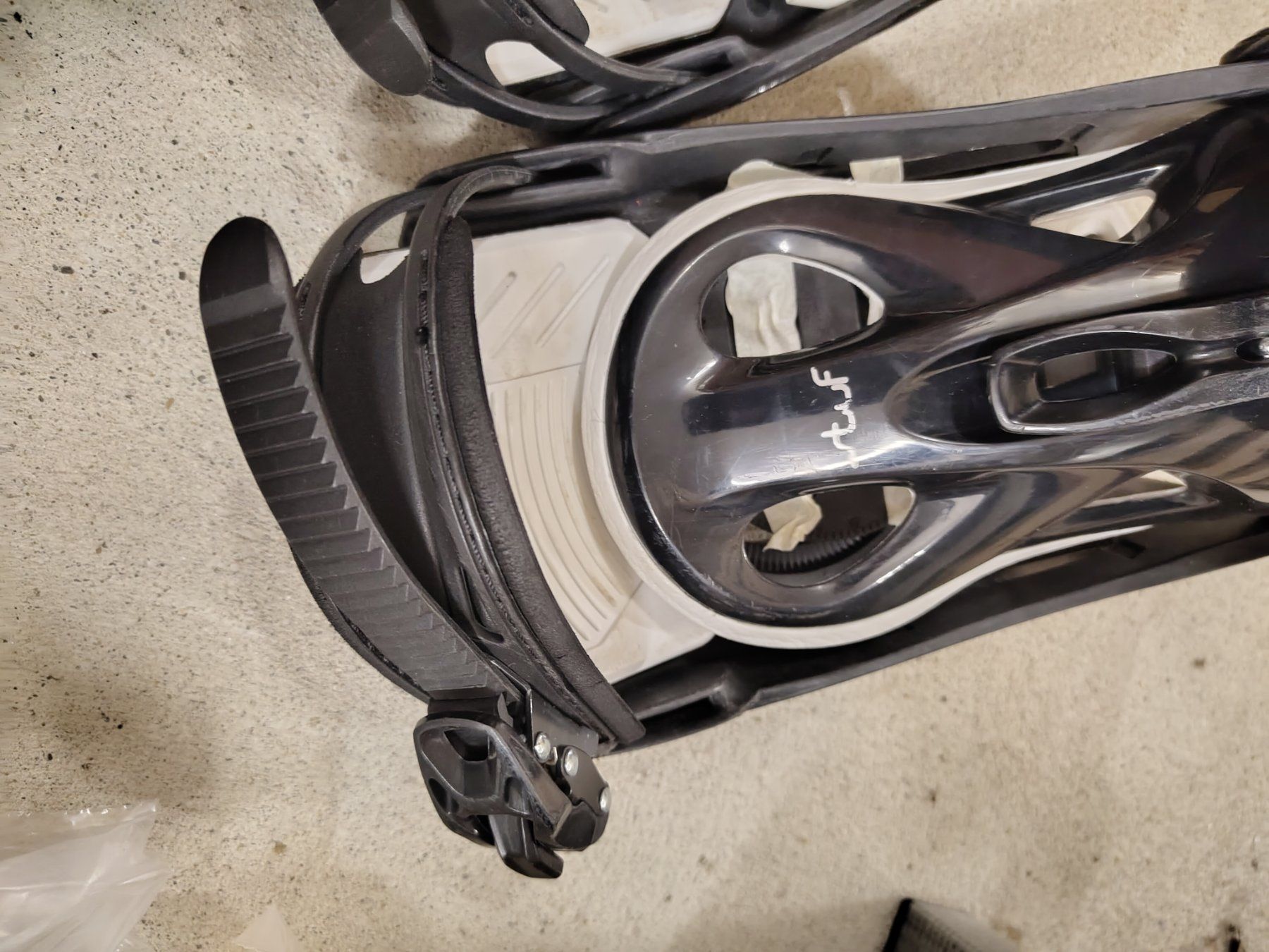 Machines à relier: Snowboardbindung – D'occasion à Zürich par bachmenno 2