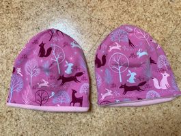 2 rosa Kinderkappen handmade