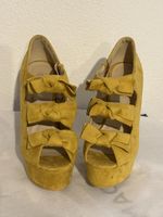 Scarpe con tacco giallo con fiocchi taglia 39
