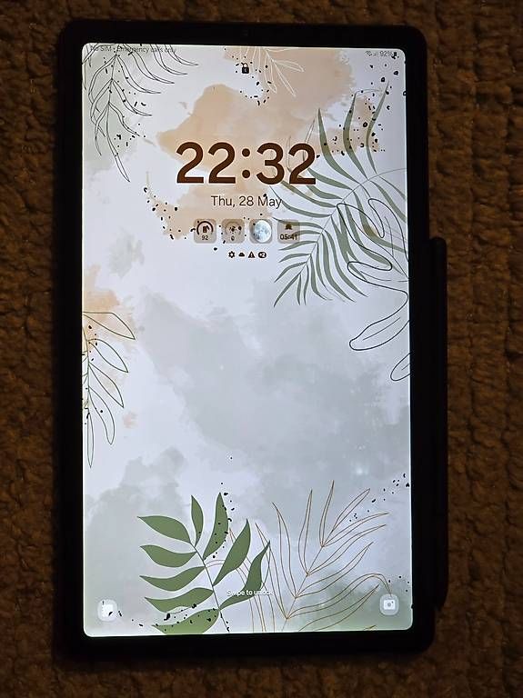 Tablet PC: Samsung Tablet S6 Lite 4G mit Stift – Usato da Thierachern venduto da bea_2br8