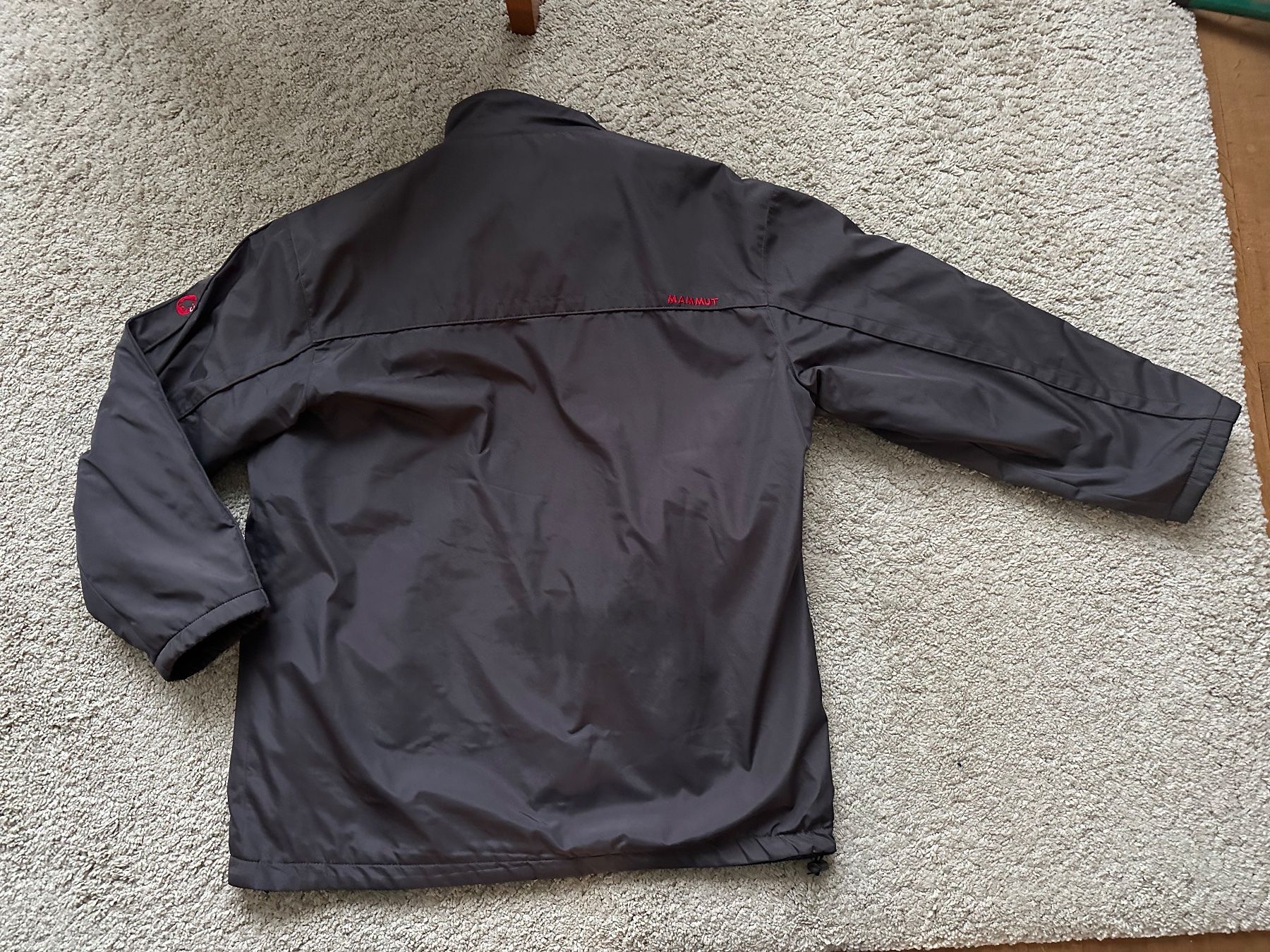 Mammut Giacche: Mammut Winter Jacke, Grösse L, Grau! – Usato da Basel venduto da olo..ir 5