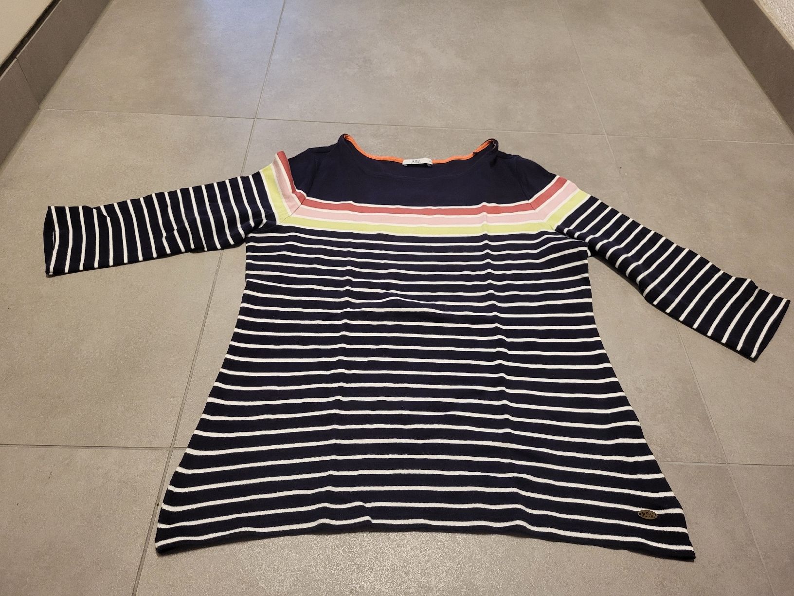 Lotti di vestiti: Damen Kleiderset 8-teilig, Gr. XL – Nuovo (secondo la descrizione) da Biel/Bienne venduto da Aare5 5