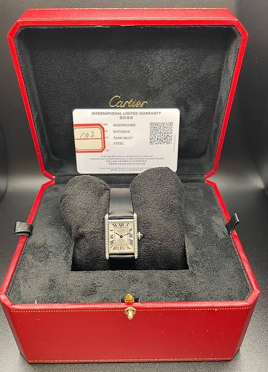 Cartier Orologi: Cartier Tank Must Ref. W4TA0016 Silver Dial Case Diamond – Usato da Lugano venduto da luganotopwatches 7