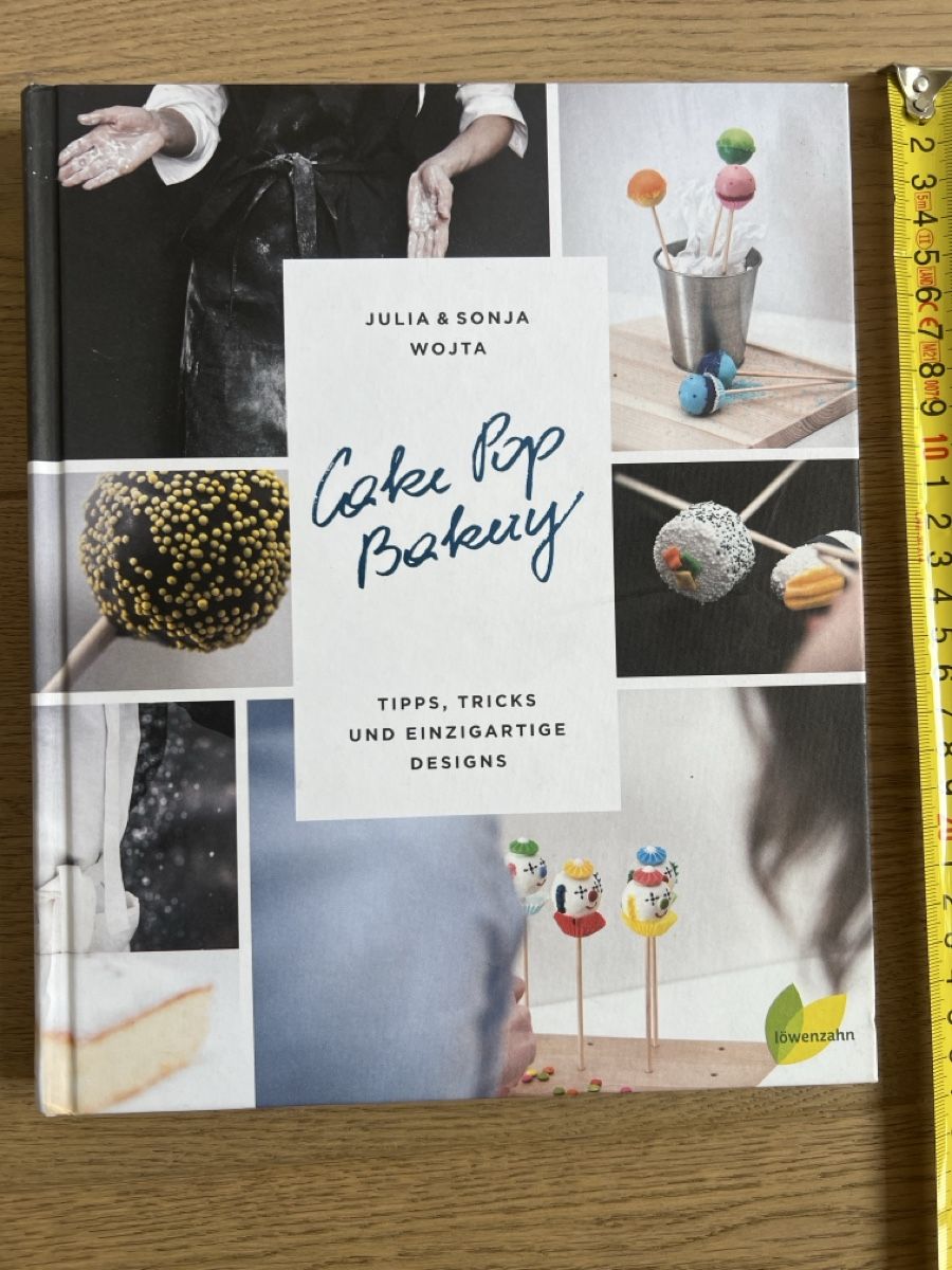 Libri: Cake Pop Bakery Buch: Tipps & Tricks, neuwertig – Usato da Oensingen venduto da katepe